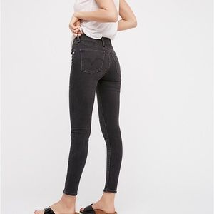 Levi Mile High Skinny Jeans